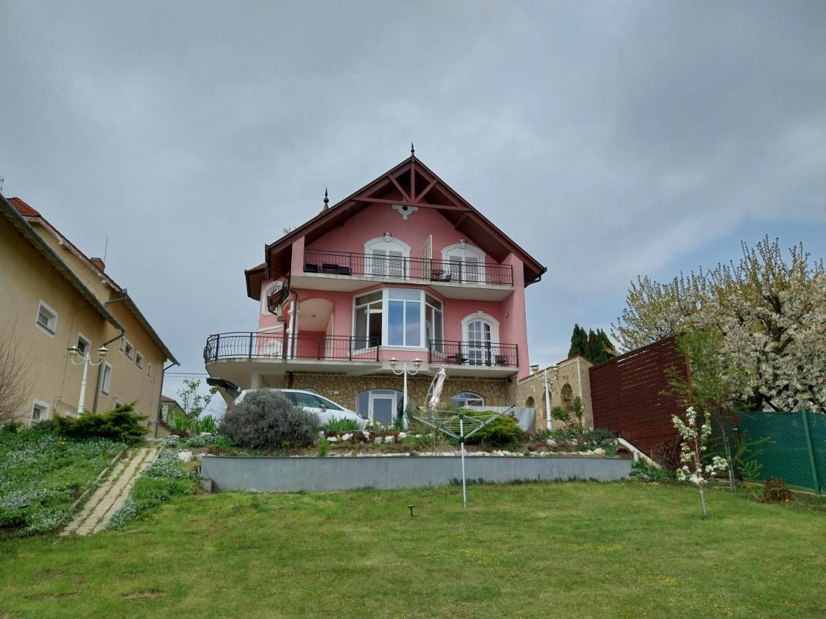 Manor Villa Hévíz Eksteriør bilde